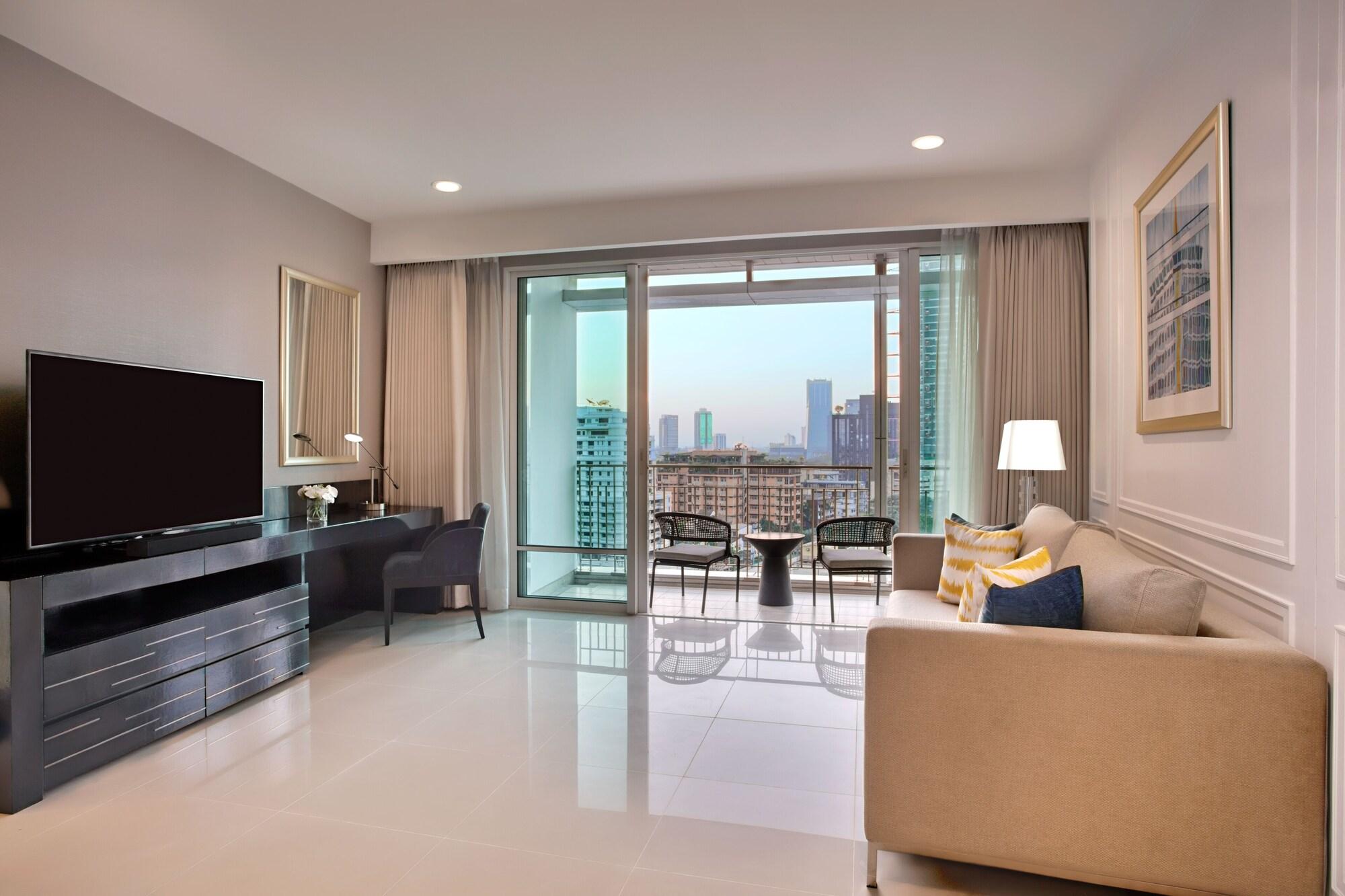 Dusit Suites Hotel Ratchadamri, Бангкок Екстер'єр фото Living room